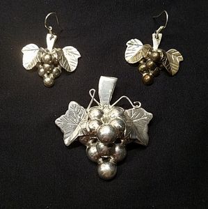 Vintage Sterling Silver Necklace Earrings